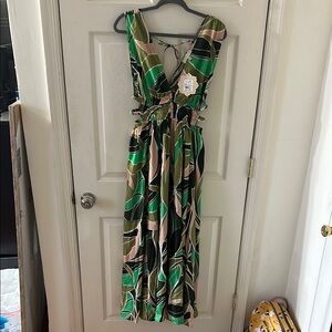 Indulge Green and Black Leaf Print Backless Dress